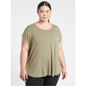 Athleta tee shirt